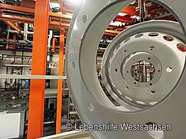 Behindertenwerkstatt Reinsdorf - Pulverbeschichtung von Felgen